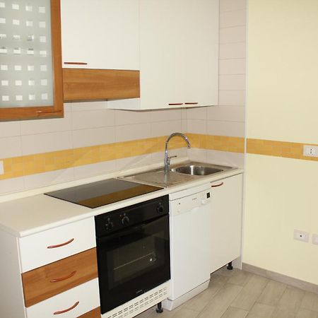 B&B Il Giardino In Citta - Parcheggio Privato Gratuito Foggia Luaran gambar